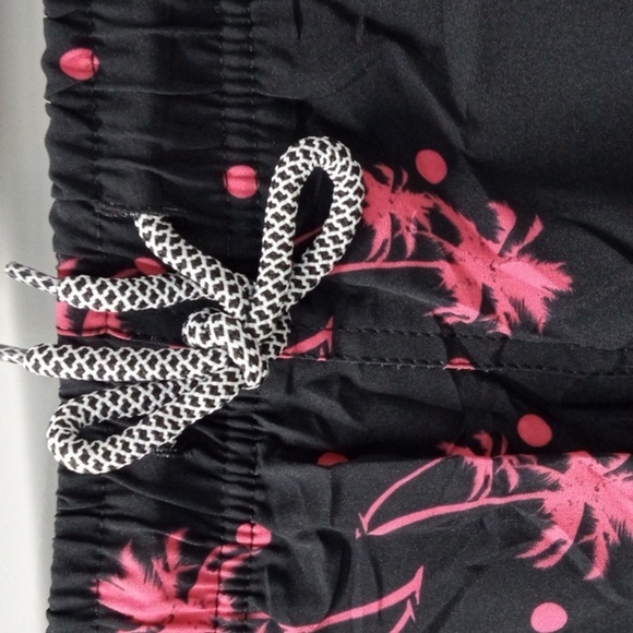 BIWISY QUICK DRY SWIM TRUNKS BLACK PINK PALM TREES TWO POCKETS  SIZE XL NWT - Picture 5 of 9